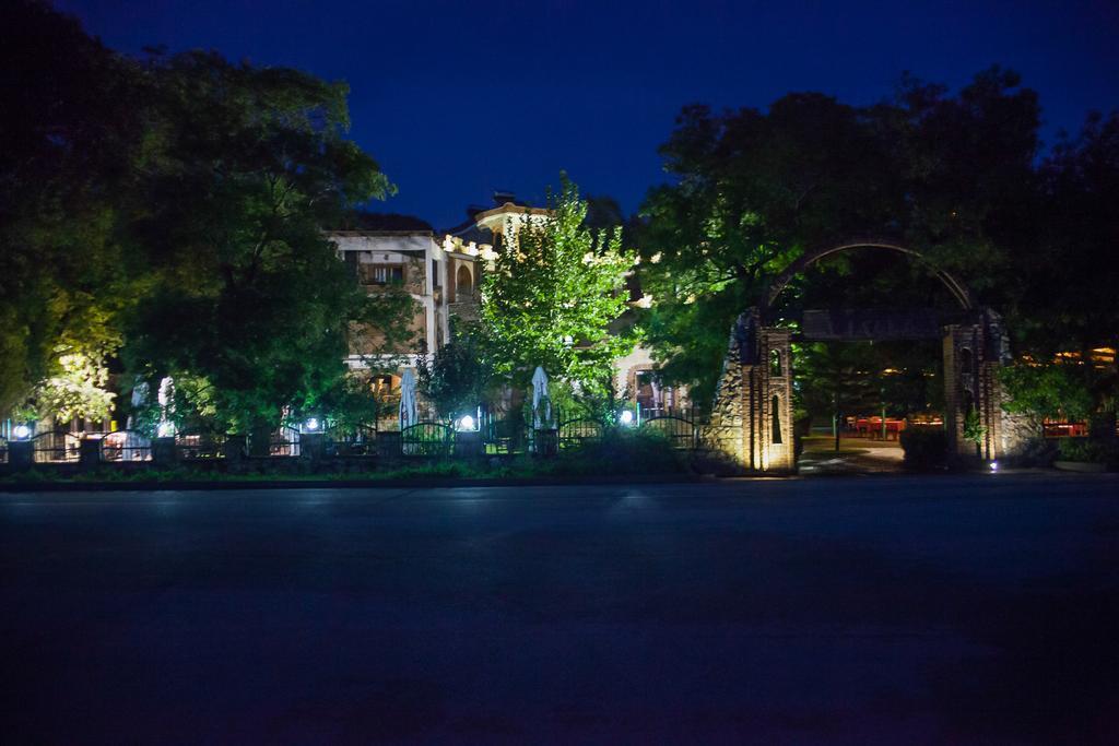 Hotel Livia Ksamil Luaran gambar