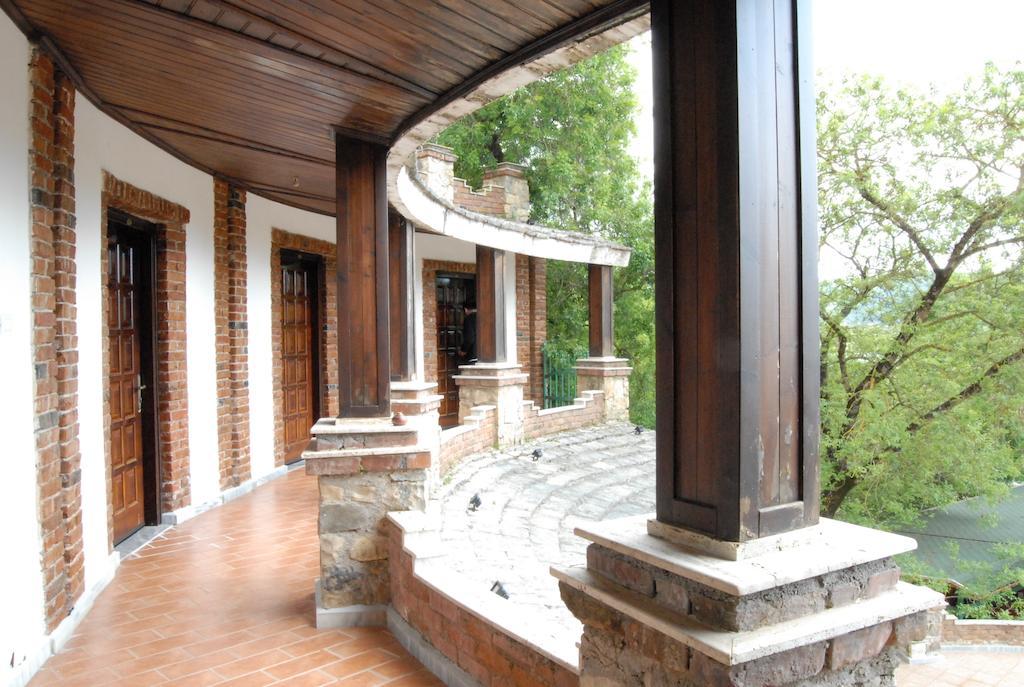Hotel Livia Ksamil Luaran gambar